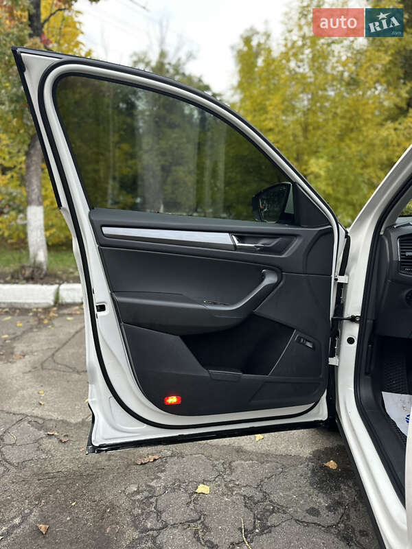 Позашляховик / Кросовер Skoda Kodiaq 2019 в Києві фото 8 Позашляховик / Кросовер Skoda Kodiaq 2019 в Києві