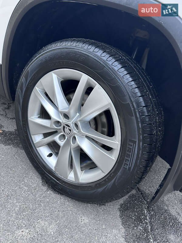 Позашляховик / Кросовер Skoda Kodiaq 2019 в Києві фото 39 Позашляховик / Кросовер Skoda Kodiaq 2019 в Києві