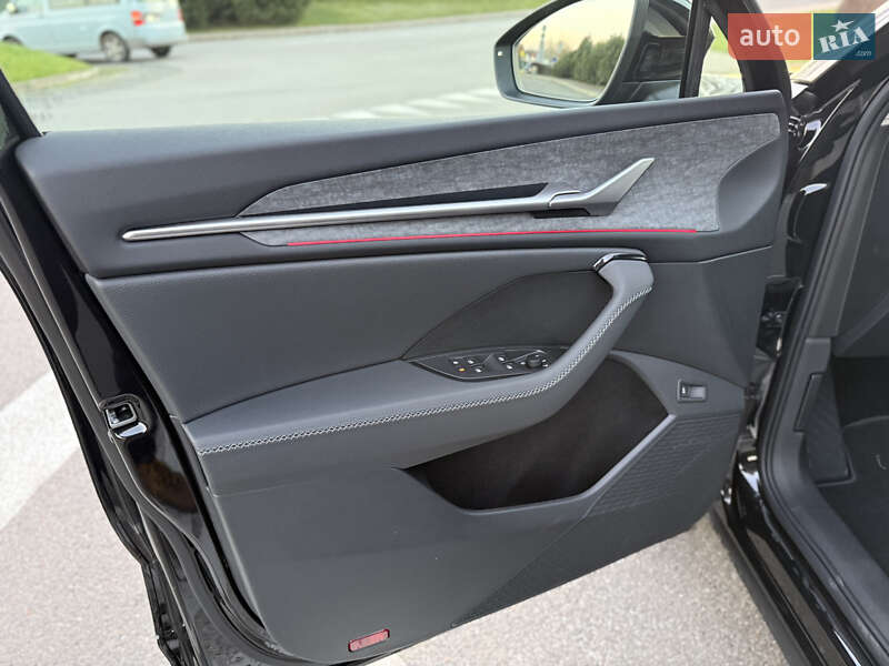 Позашляховик / Кросовер Skoda Kodiaq 2025 в Києві фото 12 Позашляховик / Кросовер Skoda Kodiaq 2025 в Києві