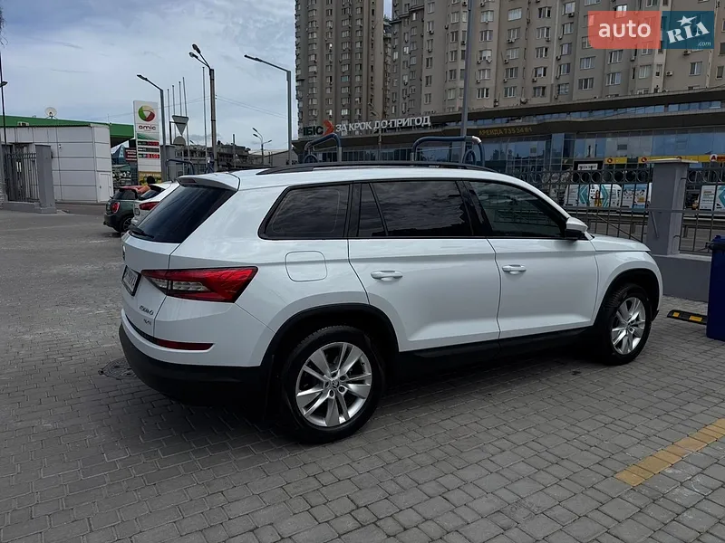 Skoda Kodiaq 2017 VIN TMBLJ6NS8HB400069 фото оголошення 16 з 131
