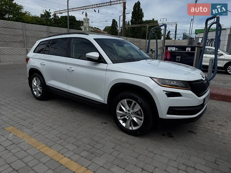 Skoda Kodiaq 2017 VIN TMBLJ6NS8HB400069 фото оголошення 29 з 131