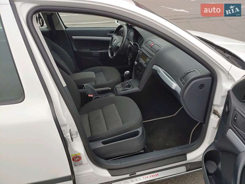 Універсал Skoda Octavia Scout 2008 в Києві