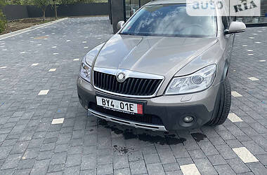 Универсал Skoda Octavia Scout 2011 в Ужгороде