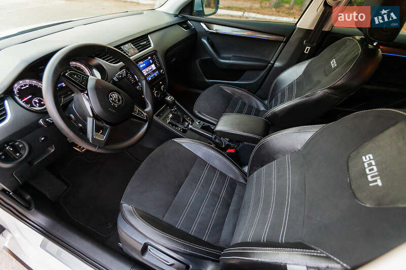 Универсал Skoda Octavia Scout 2017 в Львове