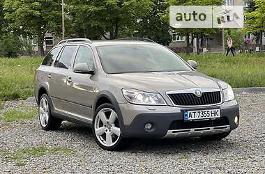 Универсал Skoda Octavia Scout 2010 в 