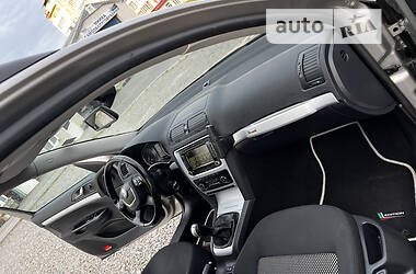 Универсал Skoda Octavia Scout 2010 в 