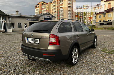 Универсал Skoda Octavia Scout 2010 в 