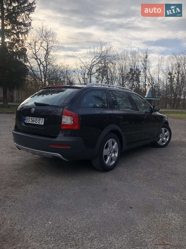 Универсал Skoda Octavia Scout 2011 в Бродах