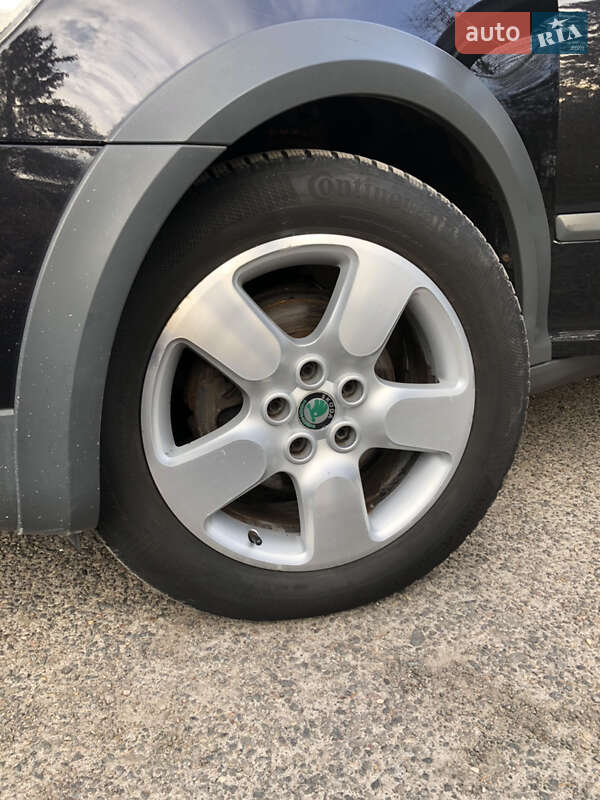 Универсал Skoda Octavia Scout 2011 в Бродах