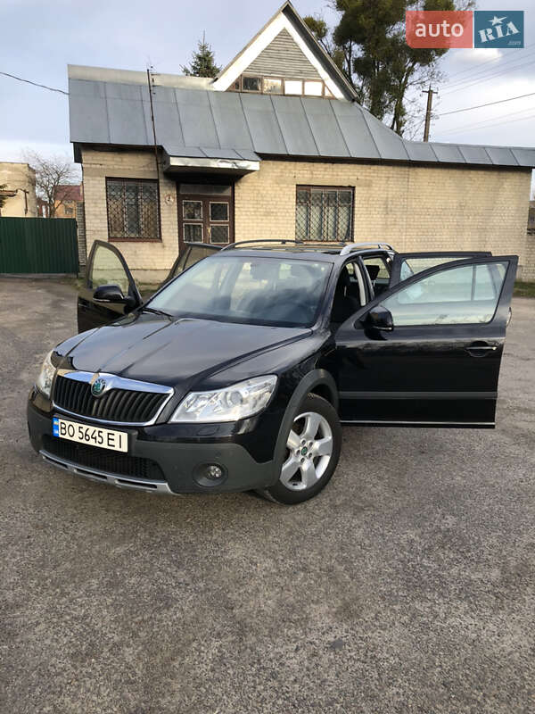 Универсал Skoda Octavia Scout 2011 в Бродах
