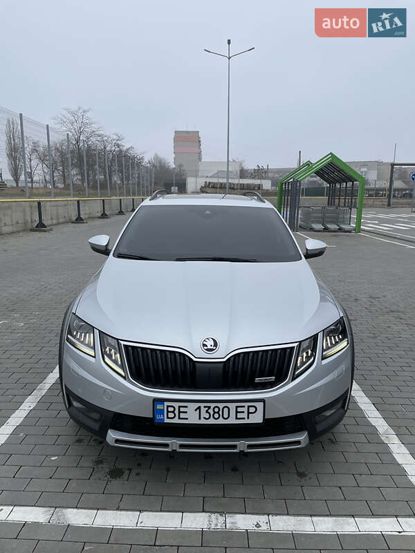 Skoda Octavia Scout 2017