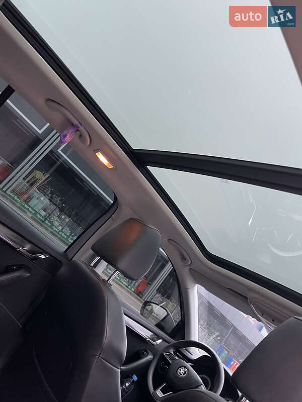 Универсал Skoda Octavia Scout 2017 в Первомайске