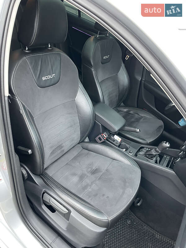 Универсал Skoda Octavia Scout 2017 в Первомайске