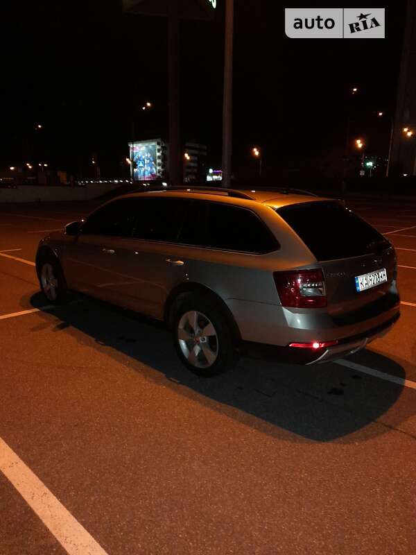 Универсал Skoda Octavia Scout 2017 в Киеве