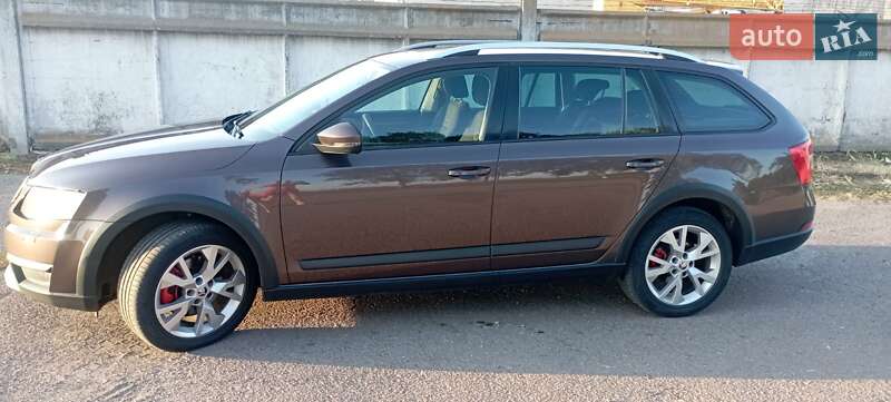 Универсал Skoda Octavia Scout 2015 в Киеве