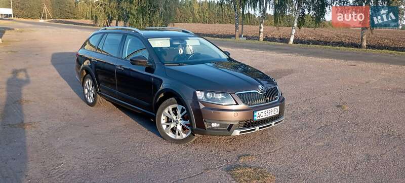 Универсал Skoda Octavia Scout 2015 в Киеве