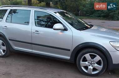 Универсал Skoda Octavia Scout 2009 в 