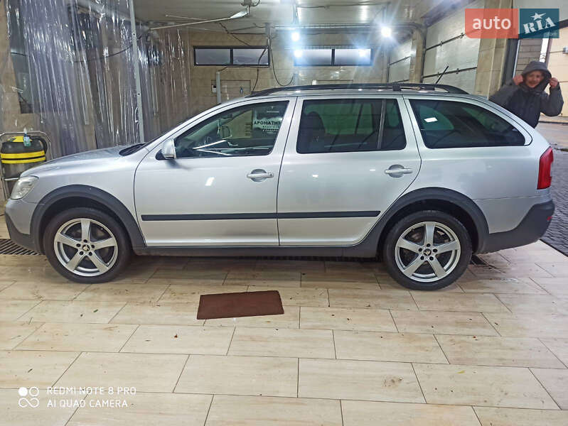 Універсал Skoda Octavia Scout 2013 в Одесі