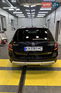 Универсал Skoda Octavia Scout 2020 в 