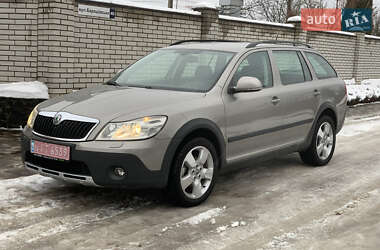 Універсал Skoda Octavia Scout 2009 в Житомирі