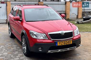 Універсал Skoda Octavia Scout 2013 в Звягелі