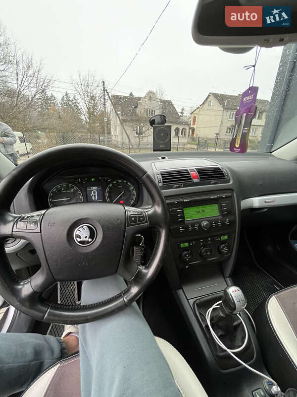 Універсал Skoda Octavia Scout 2008 в Кременці фото 11 Універсал Skoda Octavia Scout 2008 в Кременці