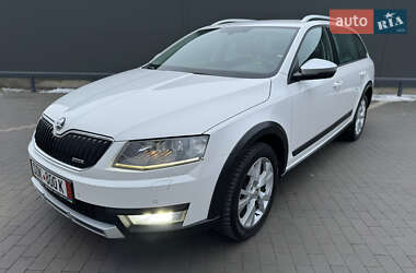 Универсал Skoda Octavia Scout 2015 в 