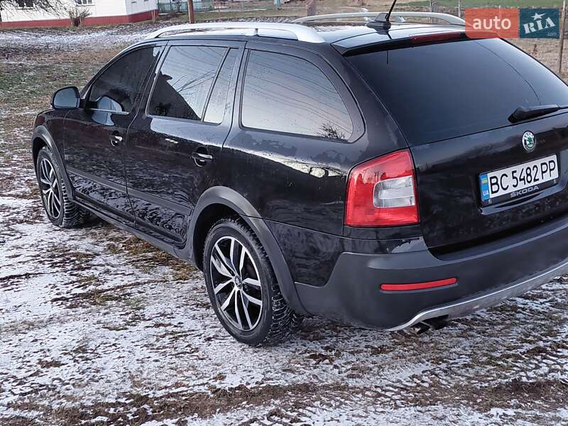 Универсал Skoda Octavia Scout 2011 в Турке фото 11 Универсал Skoda Octavia Scout 2011 в Турке