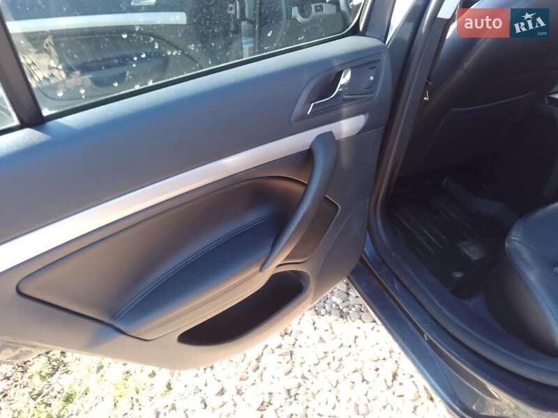 Универсал Skoda Octavia Scout 2010 в Старом Самборе