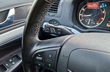 Універсал Skoda Octavia Scout 2010 в 
