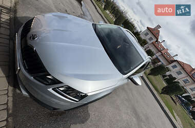 Универсал Skoda Octavia Scout 2020 в 