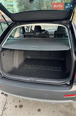 Универсал Skoda Octavia Scout 2009 в 