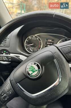 Универсал Skoda Octavia Scout 2009 в 