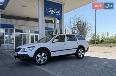 Универсал Skoda Octavia Scout 2012 в 