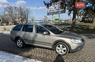 Універсал Skoda Octavia Scout 2013 в 