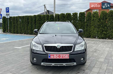 Універсал Skoda Octavia Scout 2010 в 