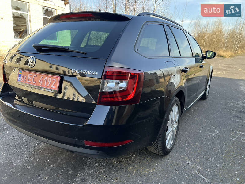 Універсал Skoda Octavia Scout 2018 в Луцьку