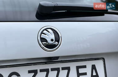 Універсал Skoda Octavia Scout 2019 в 