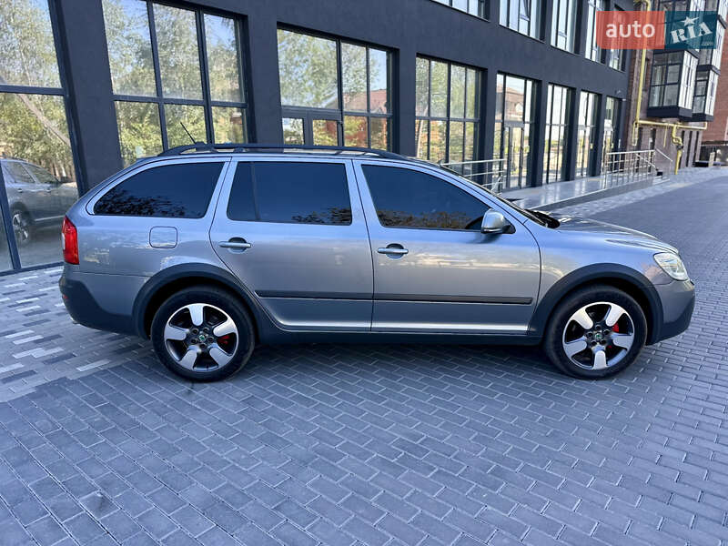 Універсал Skoda Octavia Scout 2013 в Полтаві