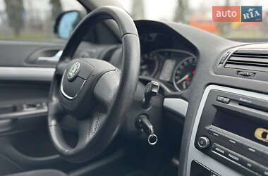 Універсал Skoda Octavia Scout 2011 в 