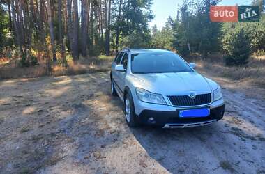 Универсал Skoda Octavia Scout 2012 в Лебедине