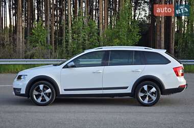 Універсал Skoda Octavia Scout 2015 в 
