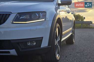 Універсал Skoda Octavia Scout 2015 в 