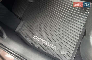 Универсал Skoda Octavia Scout 2015 в 