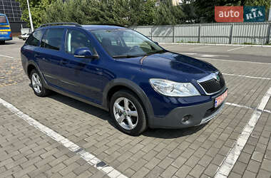 Универсал Skoda Octavia Scout 2011 в 