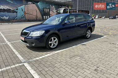 Универсал Skoda Octavia Scout 2011 в 