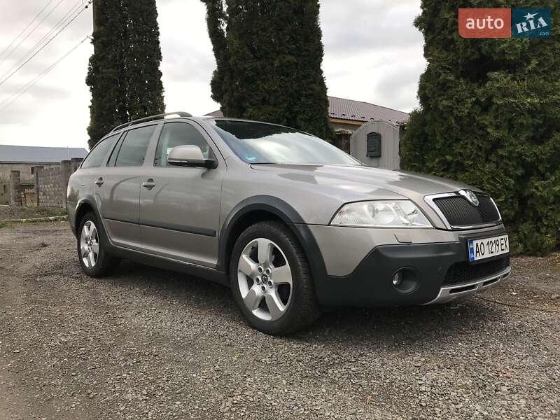 Універсал Skoda Octavia Scout 2009 в Ужгороді