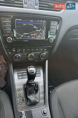 Универсал Skoda Octavia Scout 2016 в 