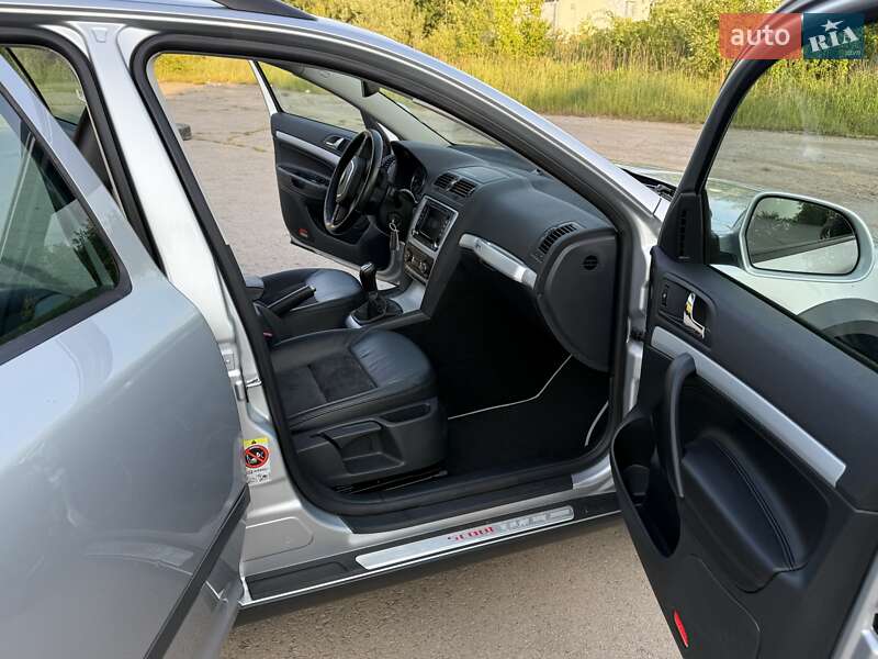 Универсал Skoda Octavia Scout 2011 в Трускавце