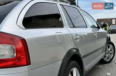 Универсал Skoda Octavia Scout 2012 в 